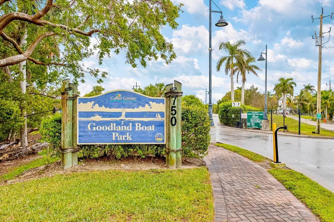 Sunset Escape Holiday home Marco Island
