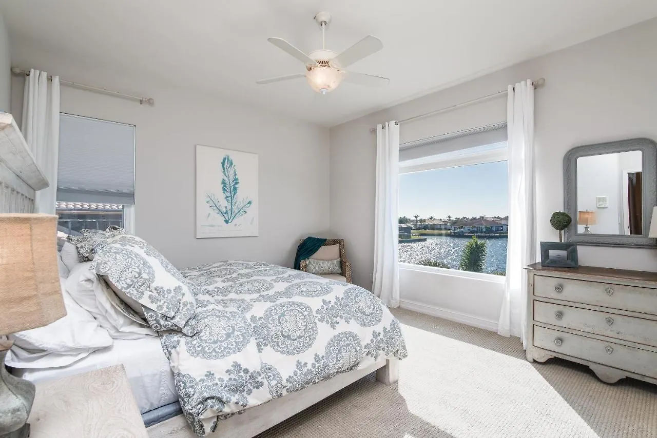 Southern Exposure I Waterfront 5 Bed House I Wide Water Views Of Landmark Bay * Marco Island