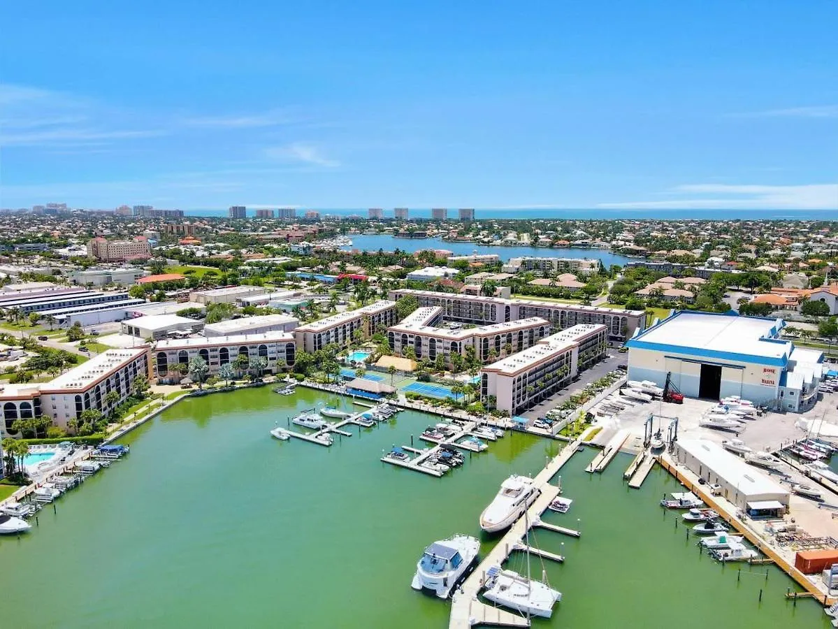 Holiday home Anglers Cove J-404 Marco Island