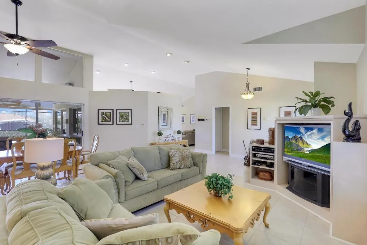 1221 Lamplighter Court *
