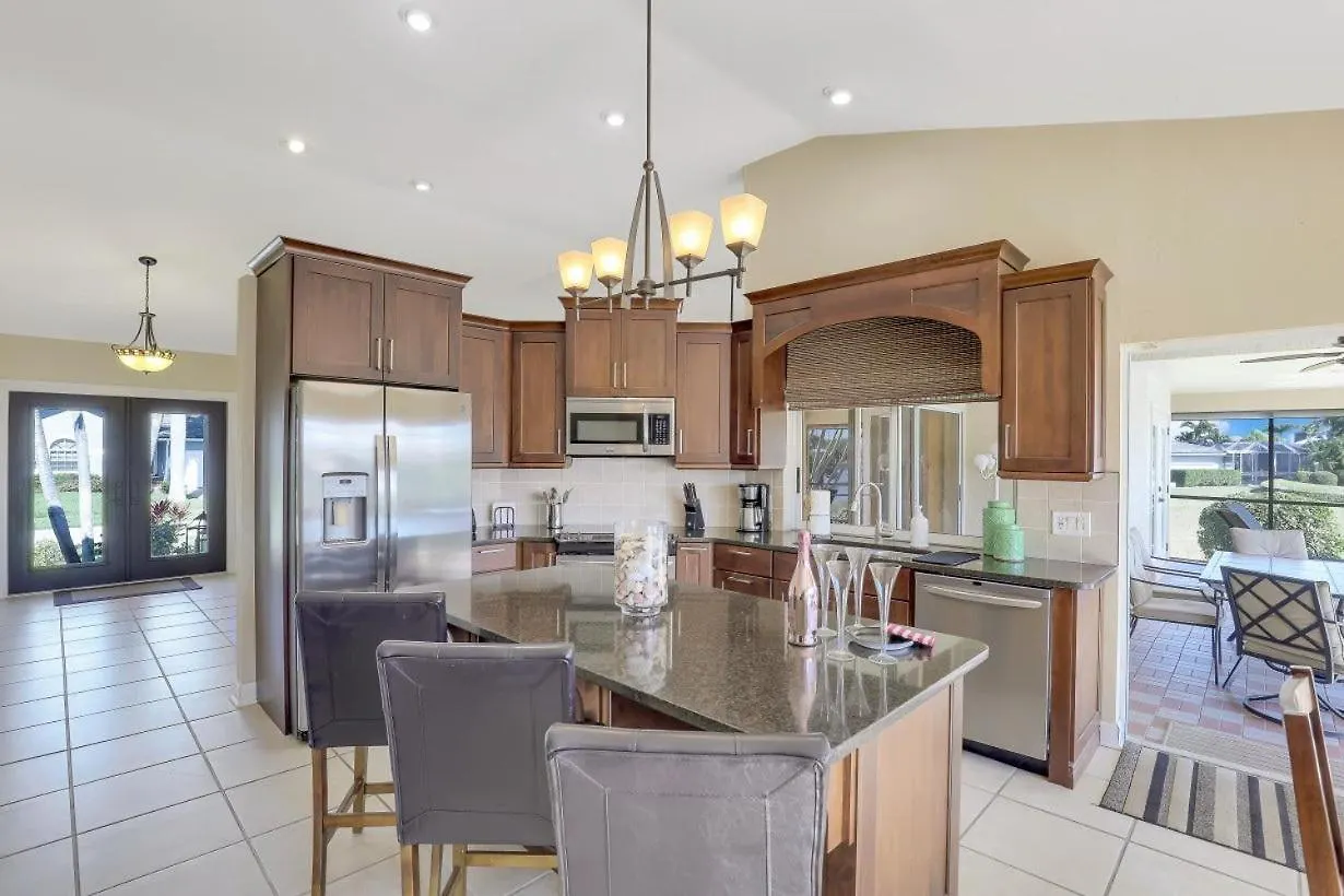1221 Lamplighter Court Marco Island