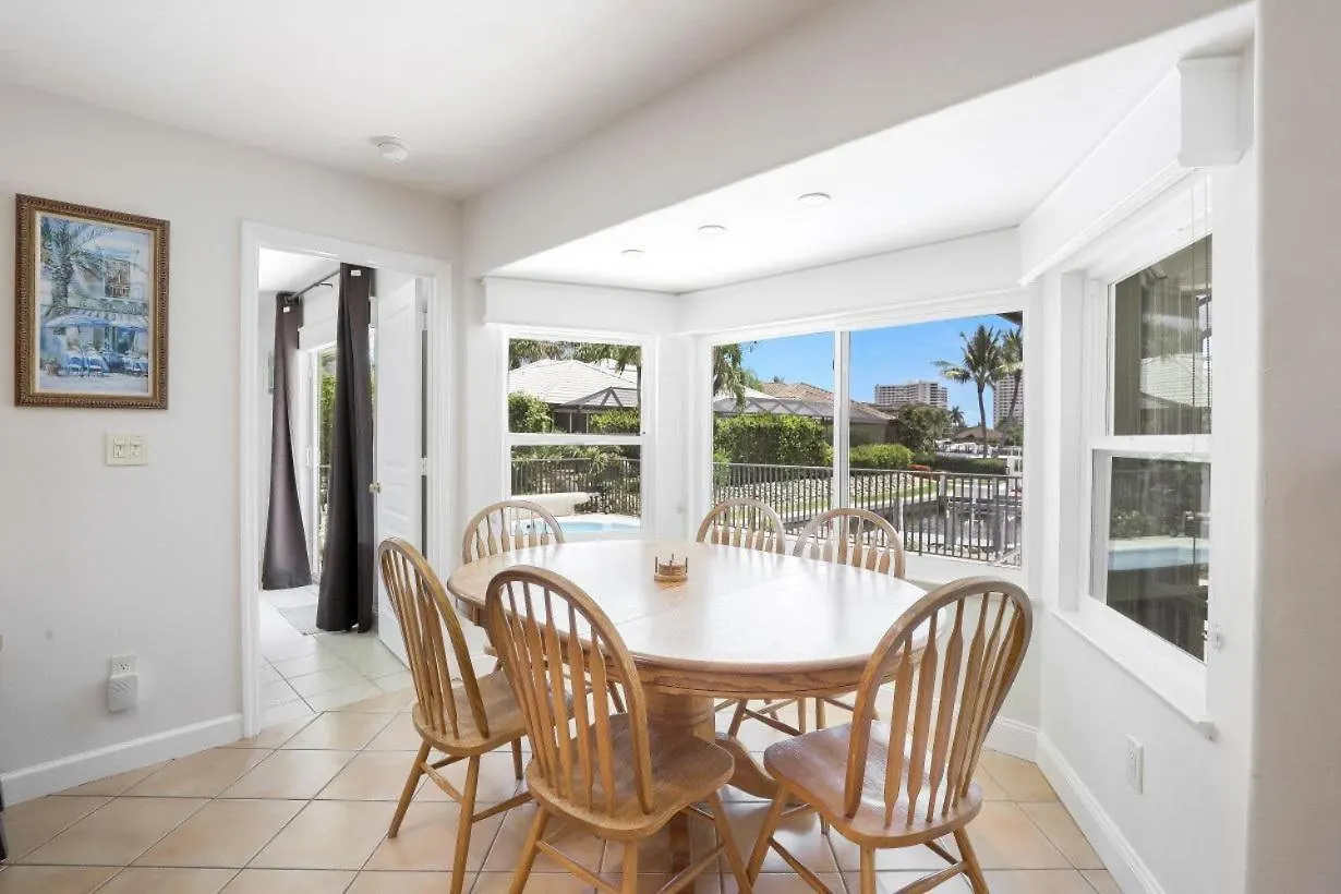 435 Kendall Drive Holiday home Marco Island