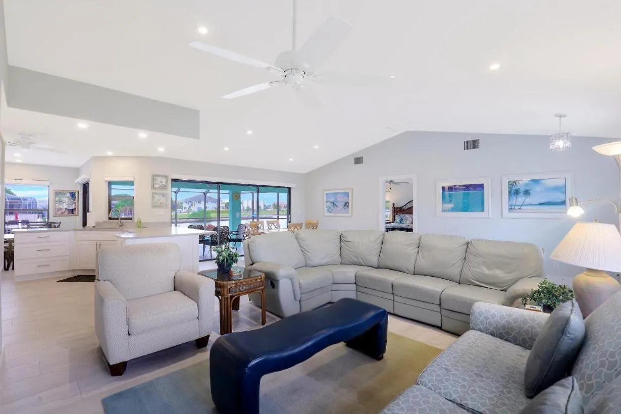 1116 Mulberry Court