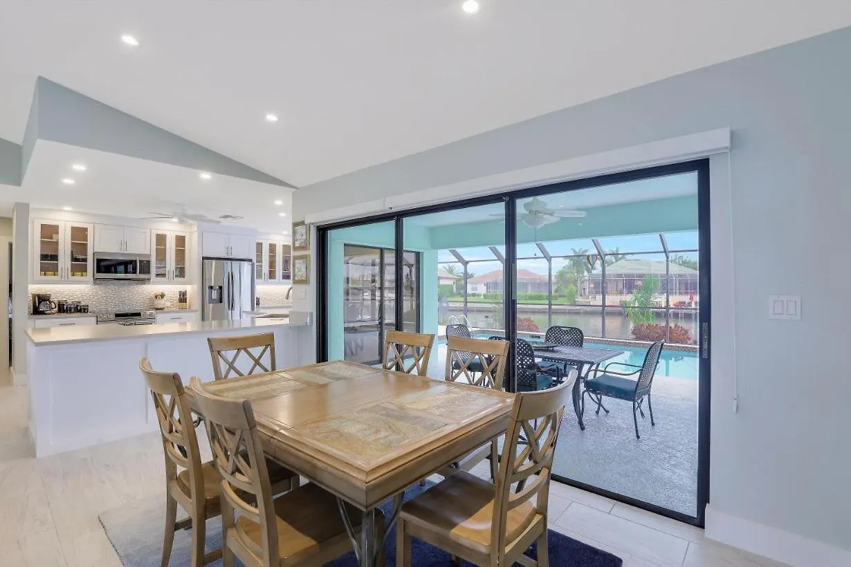 1116 Mulberry Court Holiday home Marco Island
