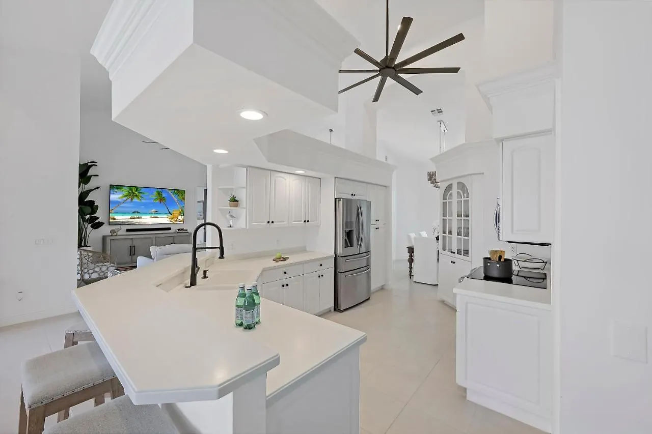 Holiday home 1180 Abbeville Court *