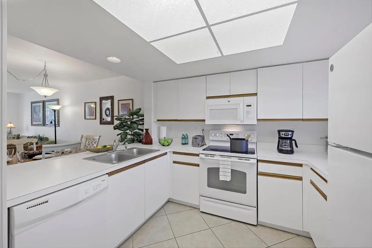 Essex 203 South * Marco Island