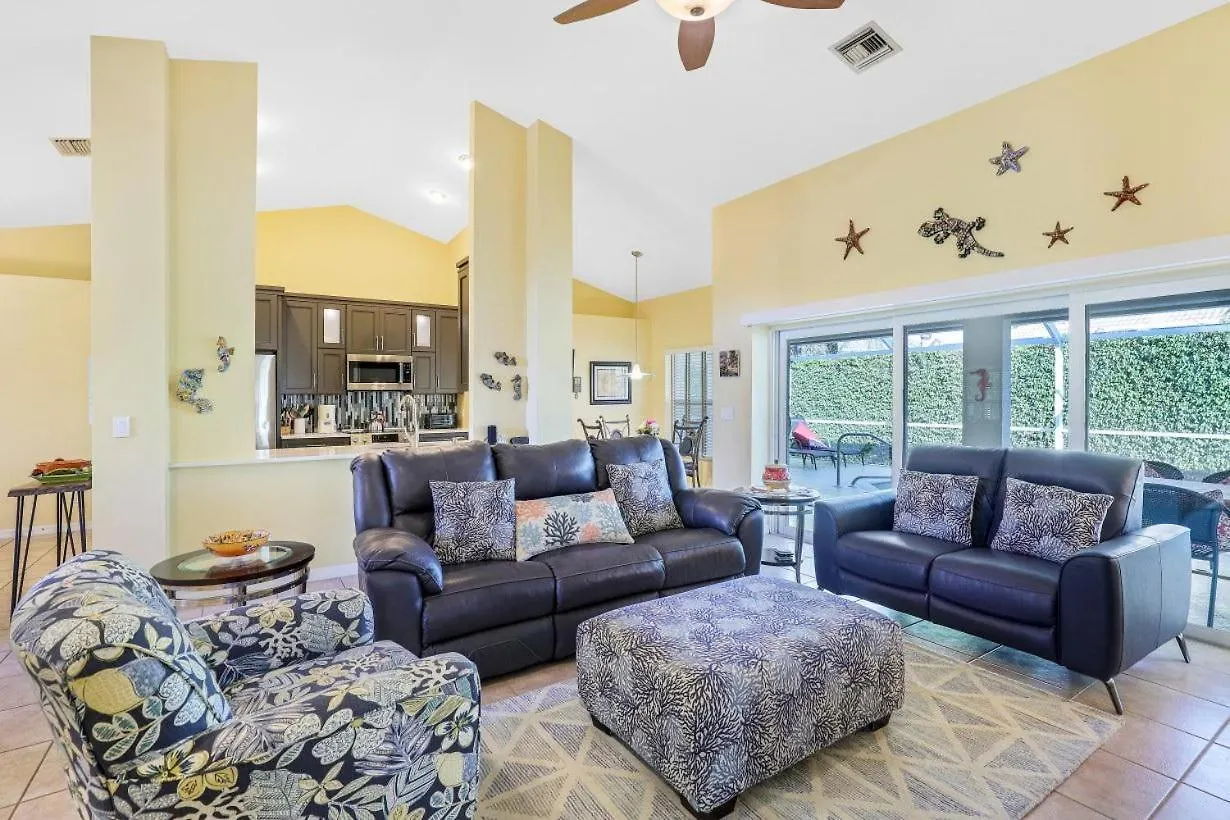 841 Seagrape Drive *