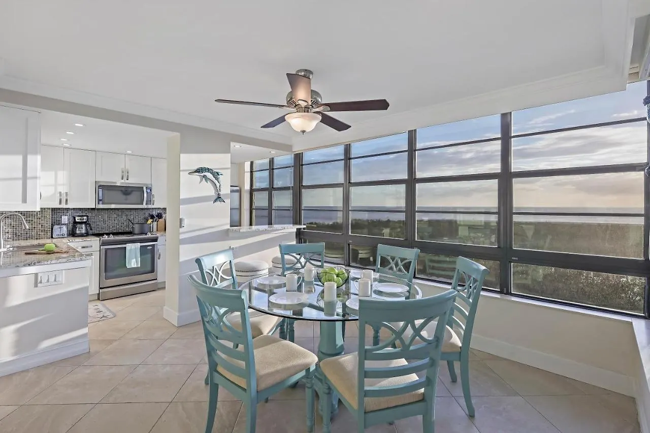 South Seas Tower 3-712 Holiday home *