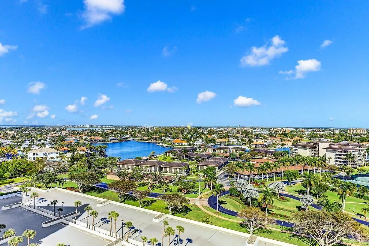 South Seas Tower 3-1403 Holiday home *