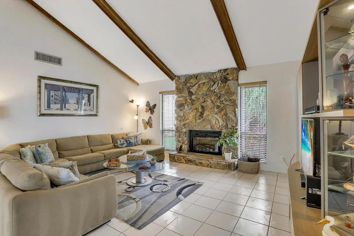 187 Starfish Court * Marco Island