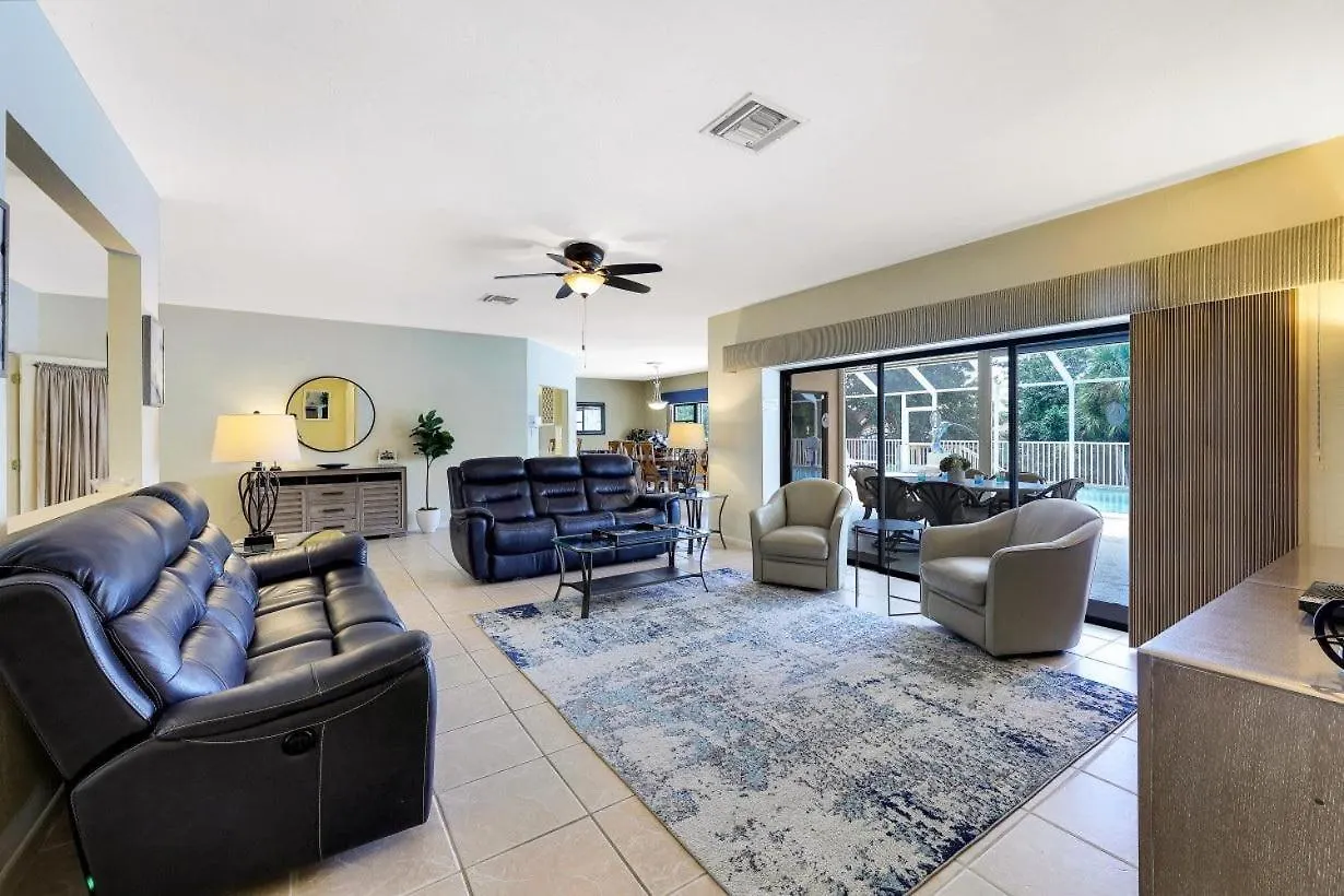 550 Inlet Drive