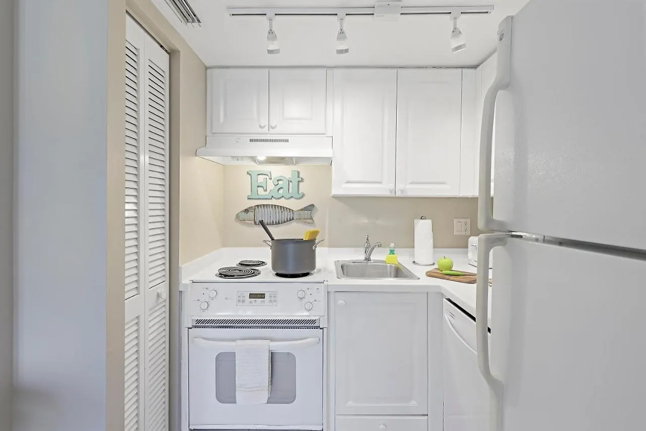 Holiday home Club 206 *