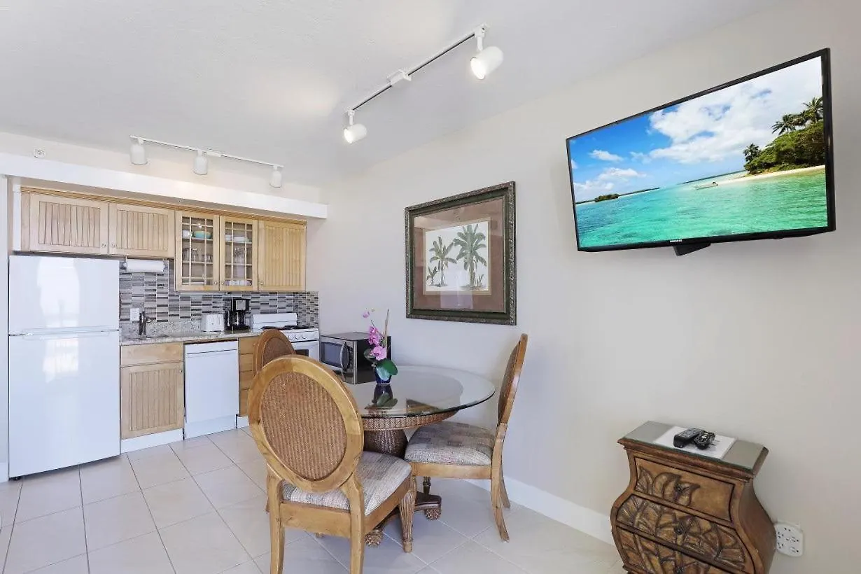 Apollo 302 * Marco Island