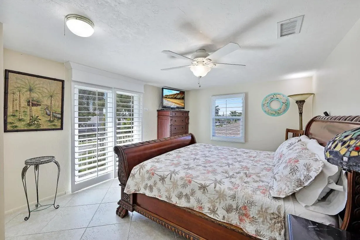 775 Willow Court * Marco Island