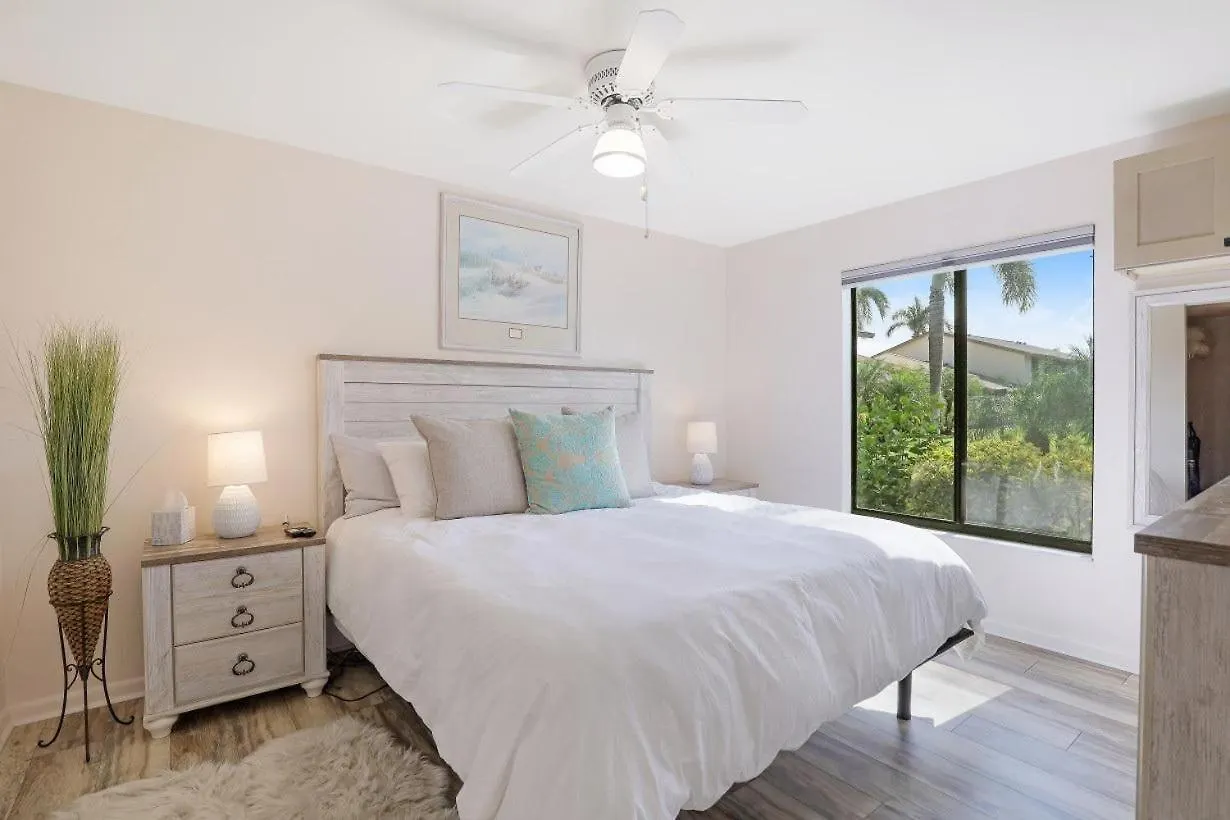 Court Of Palms D-2 Marco Island