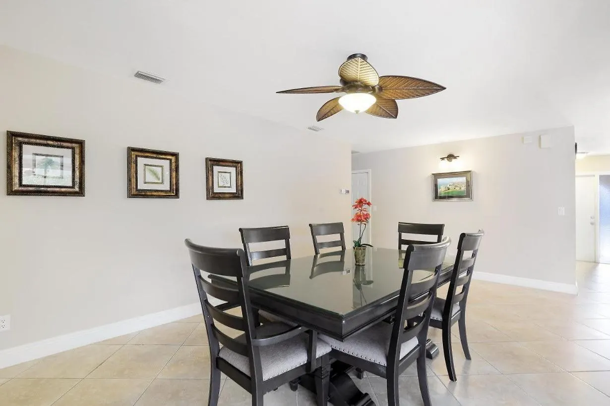 232 Tahiti Road