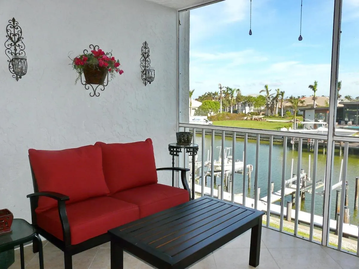 Eagle Cay Building 3-305 *