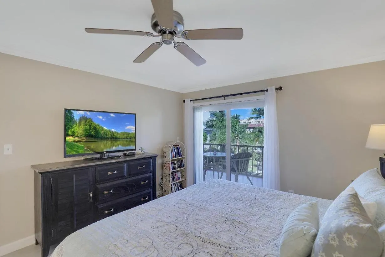 Moorings 302 Marco Island