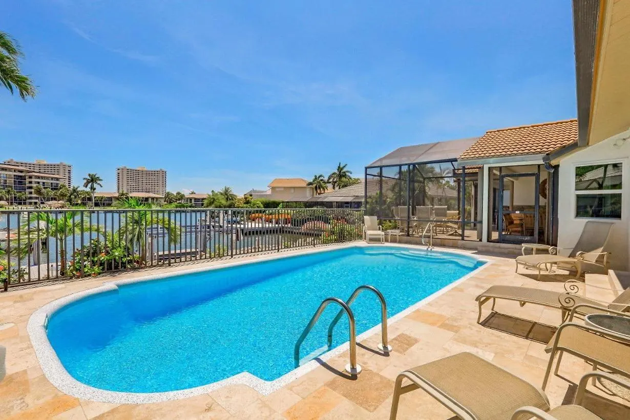 Holiday home 435 Kendall Drive *
