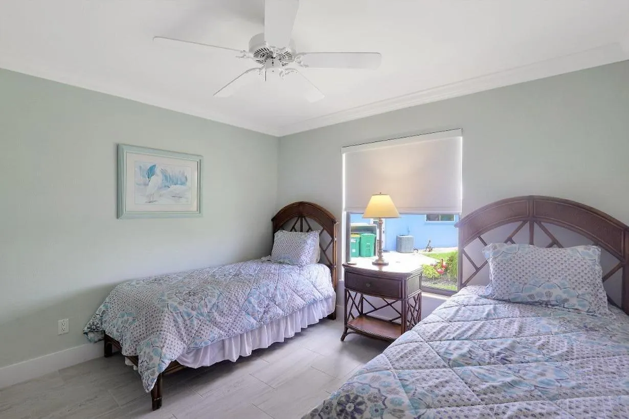 1116 Mulberry Court Holiday home Marco Island