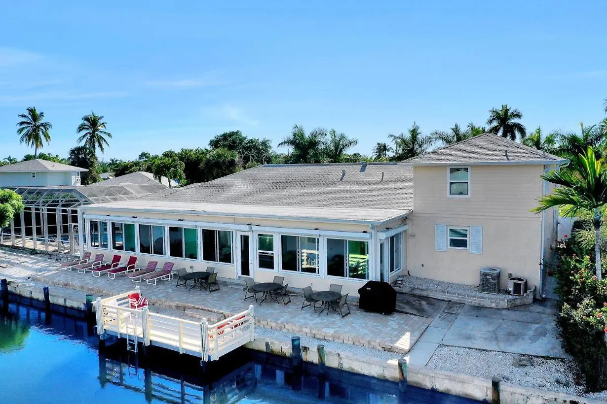 Holiday home 775 Willow Court *