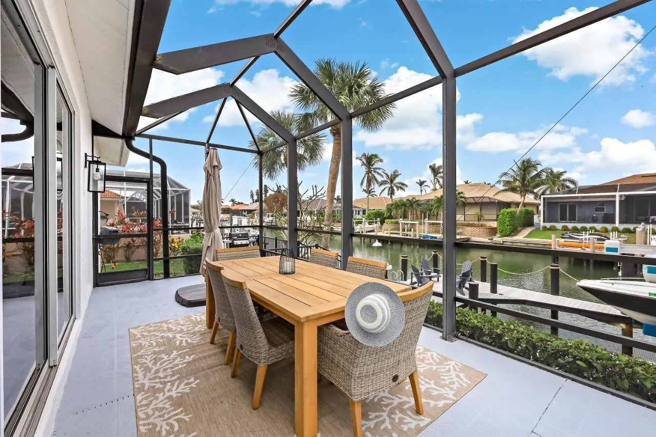1180 Abbeville Court * Marco Island