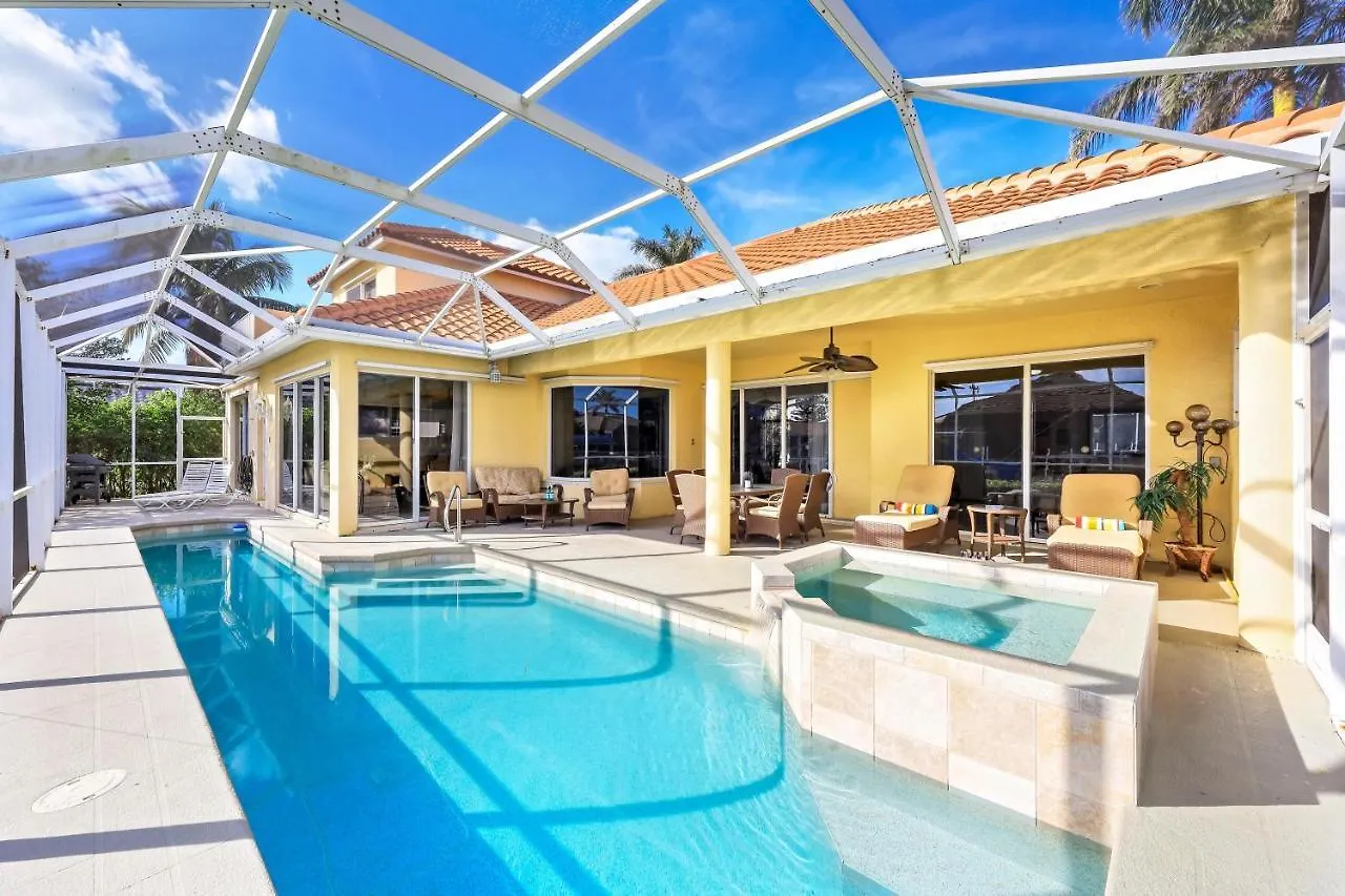 1611 Almeria Court Holiday home