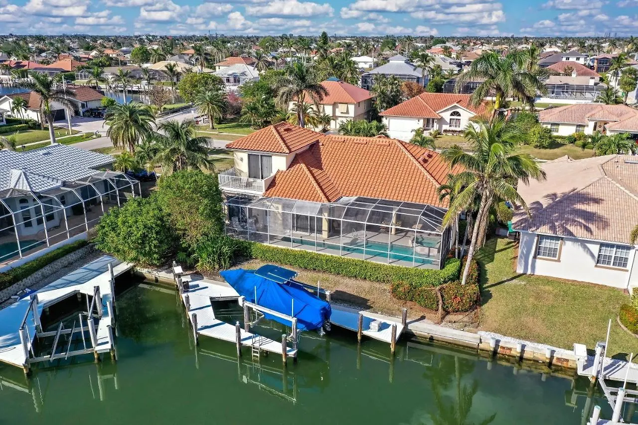 1611 Almeria Court * Marco Island