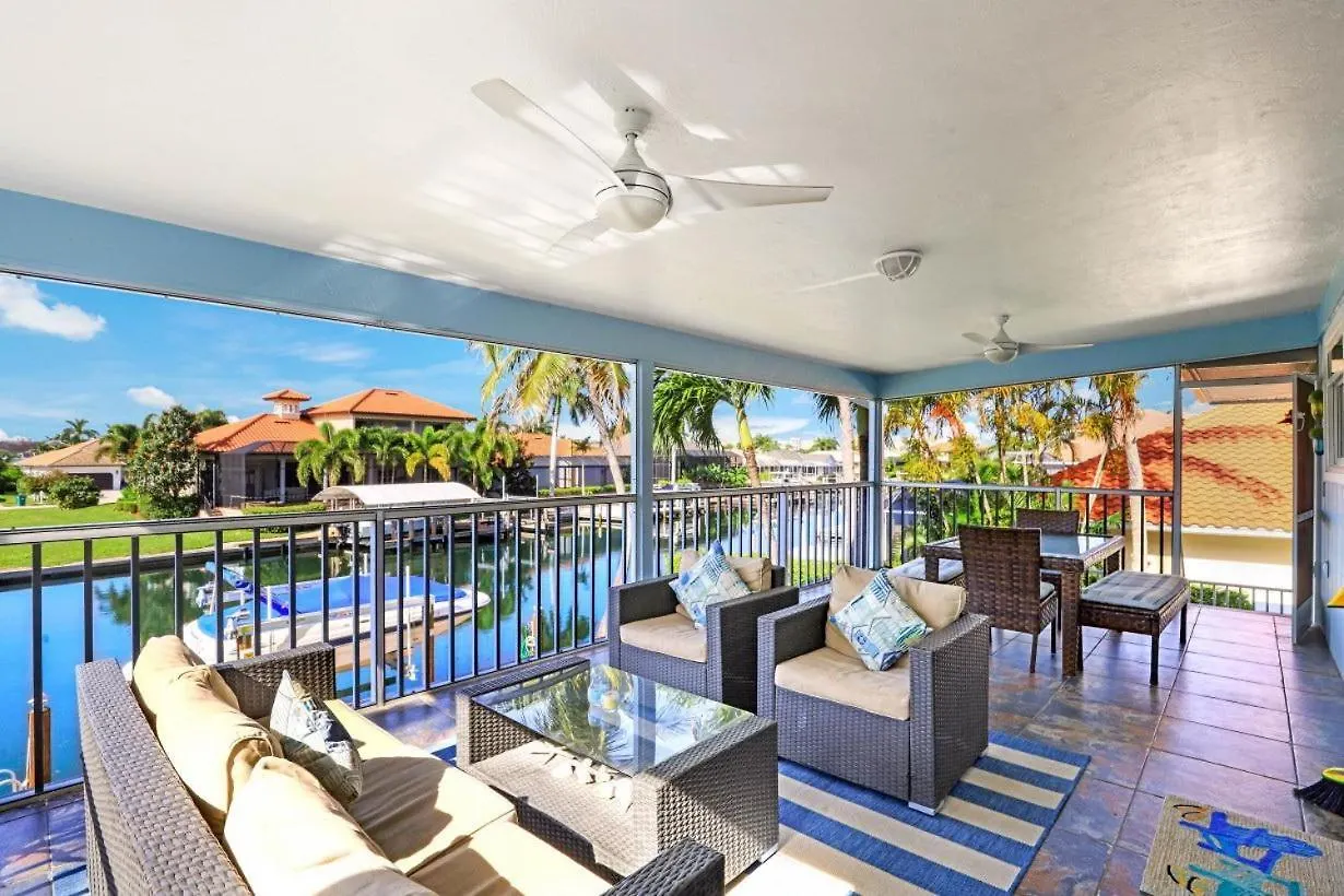 Holiday home 1187 Bond Court *