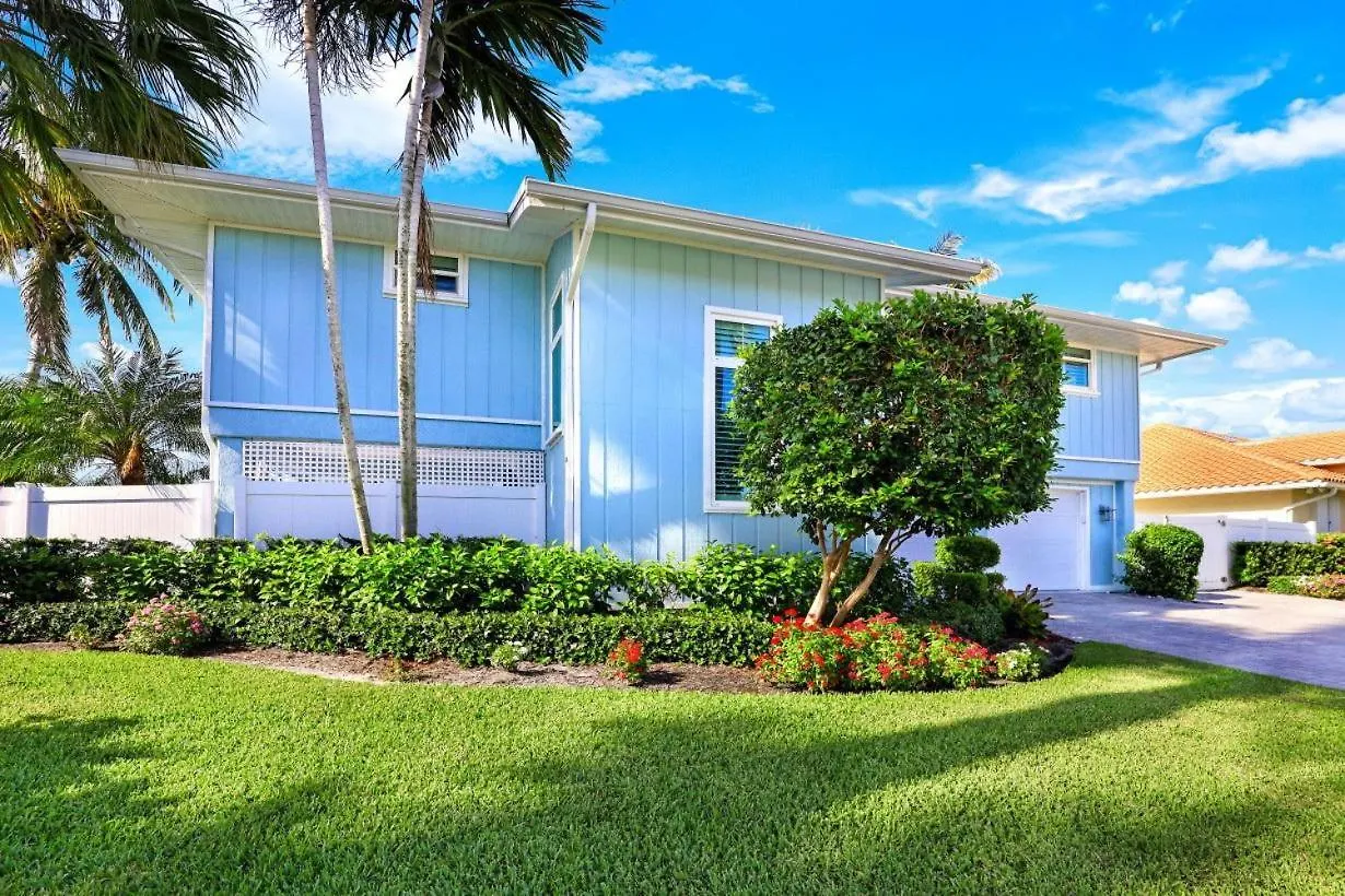 1187 Bond Court Holiday home Marco Island