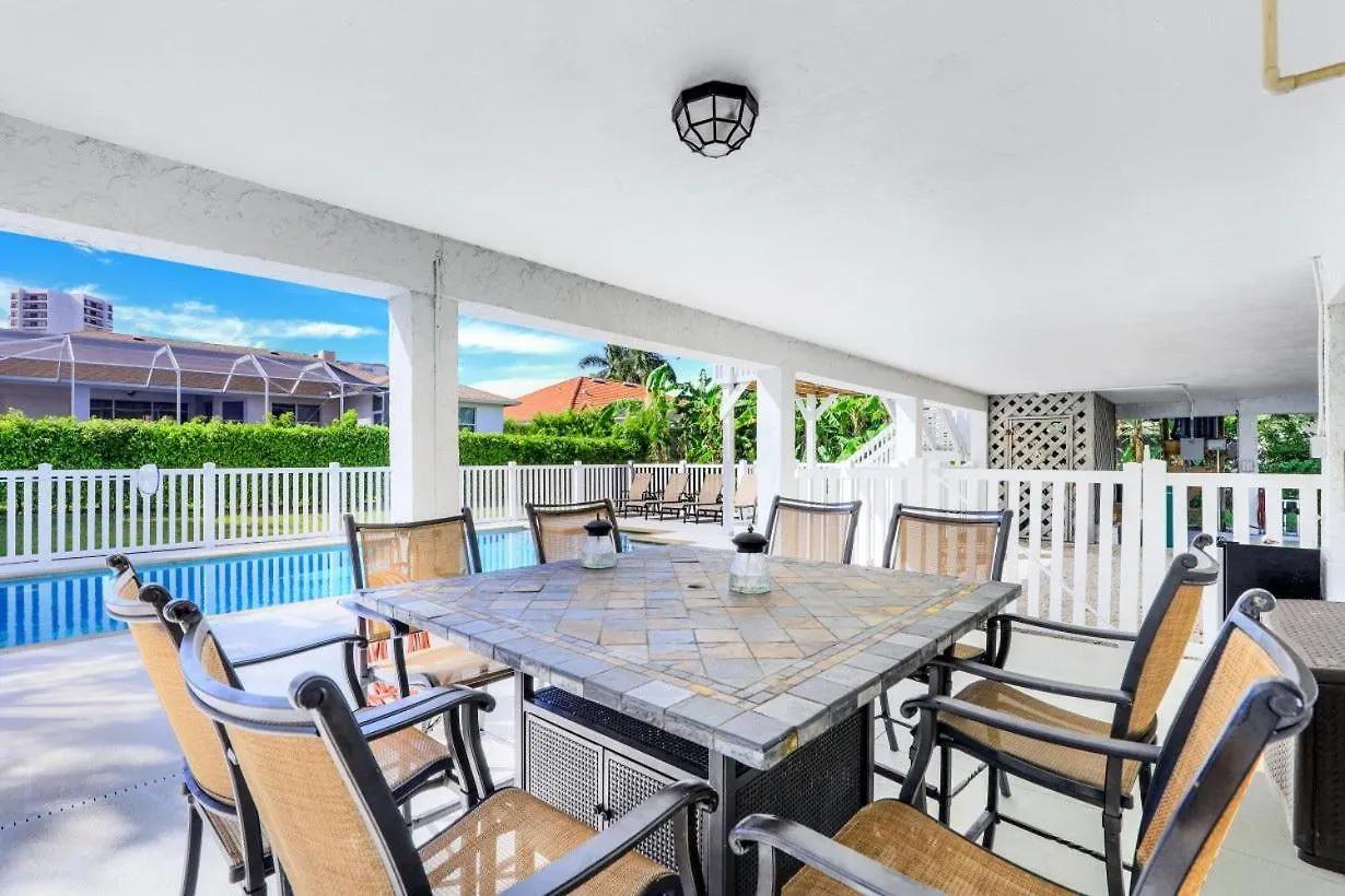 864 Swan Drive Holiday home Marco Island