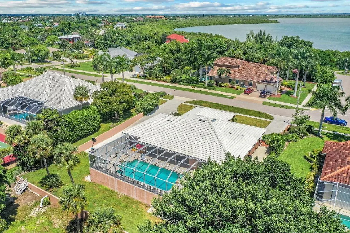 550 Inlet Drive Holiday home Marco Island