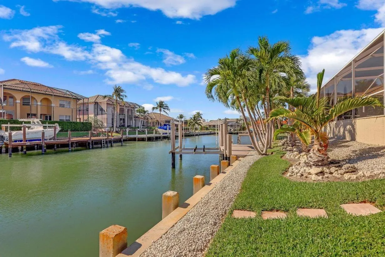 1141 Abbeville Court Holiday home