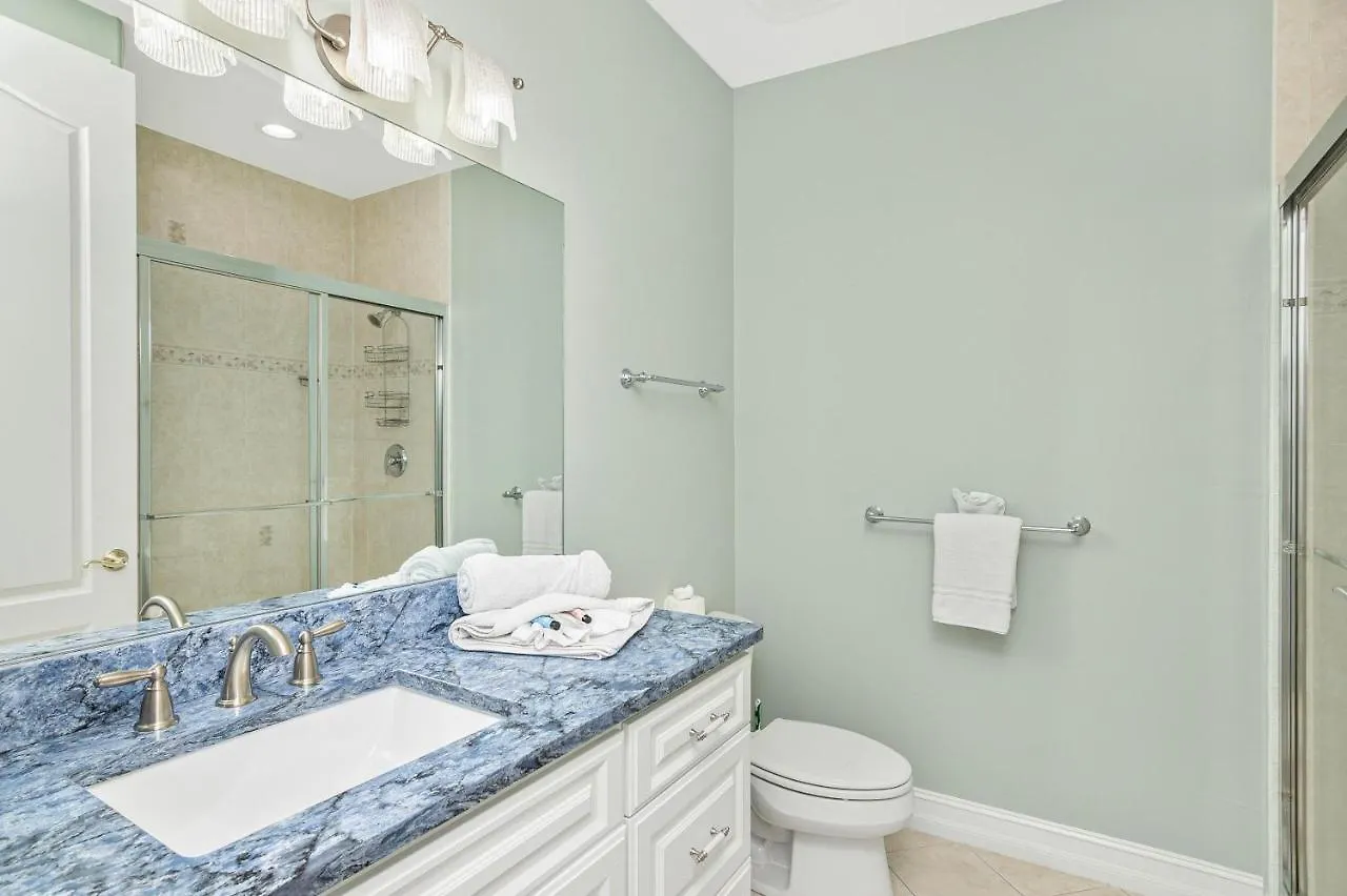 123 Landmark Street Holiday home *