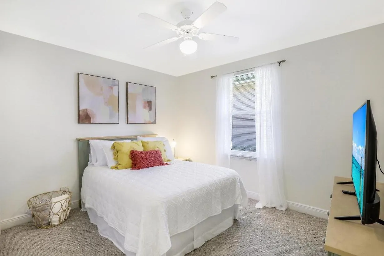 1141 Abbeville Court