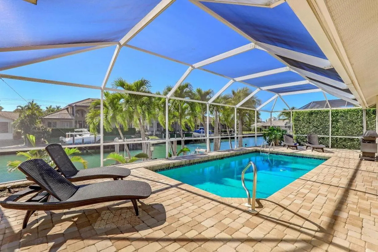 1141 Abbeville Court * Marco Island