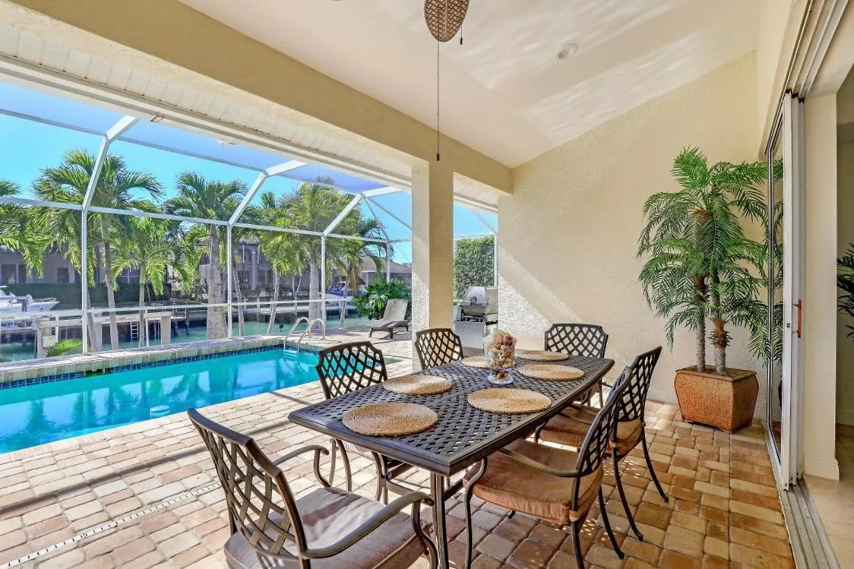 1141 Abbeville Court * Marco Island