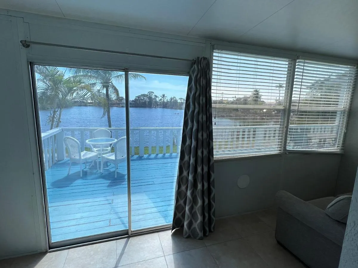 Lakeside 4* Marco Island