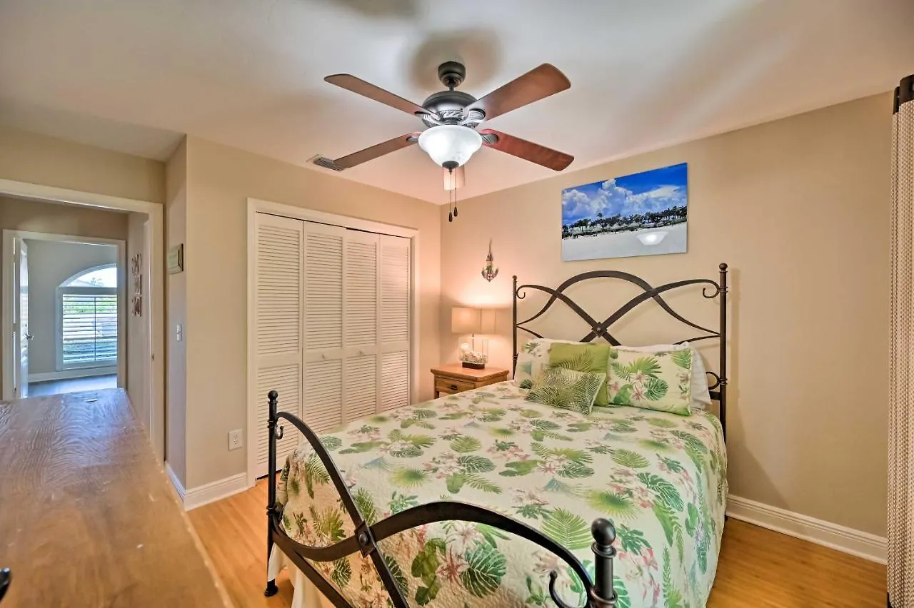House With Heated Pool And Grill - Walk To Beach! *