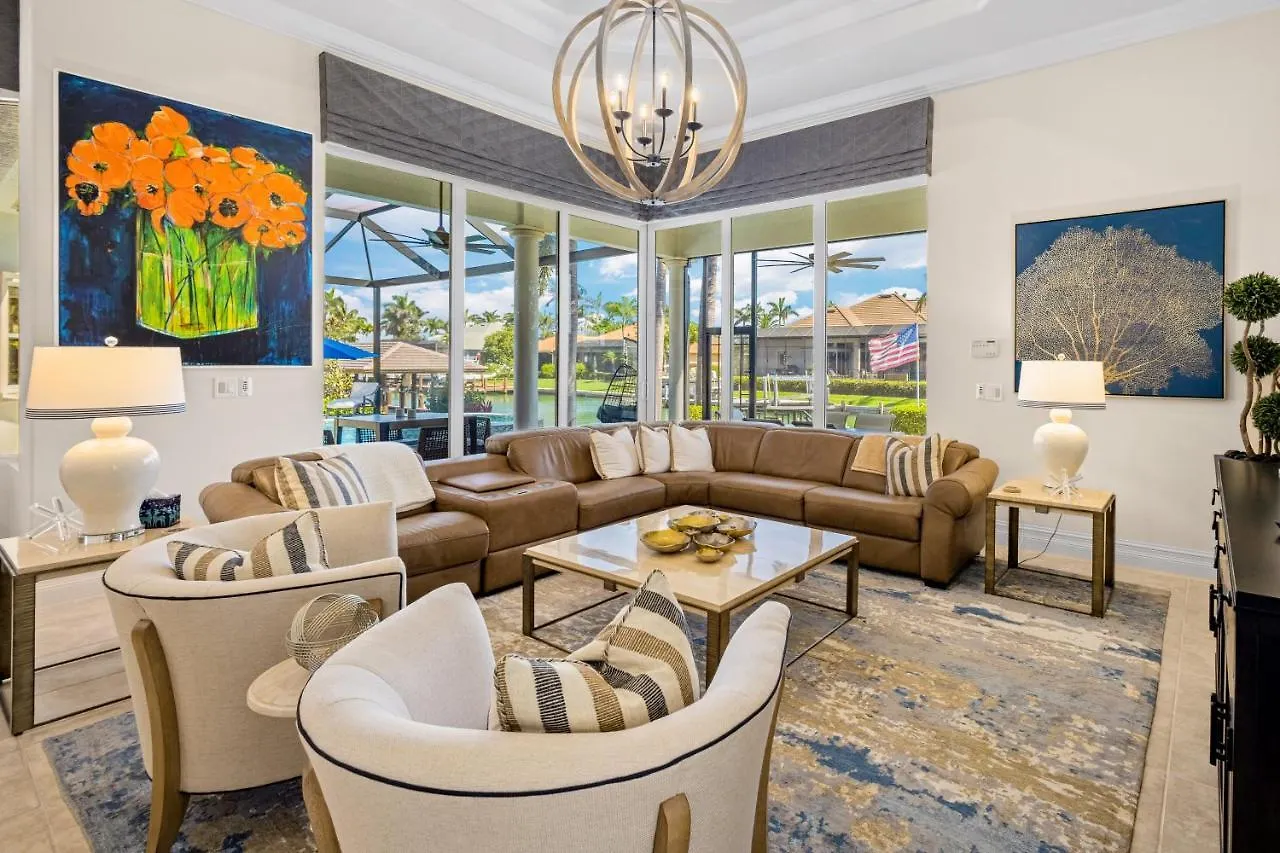 Luxury In Collingswood Holiday home