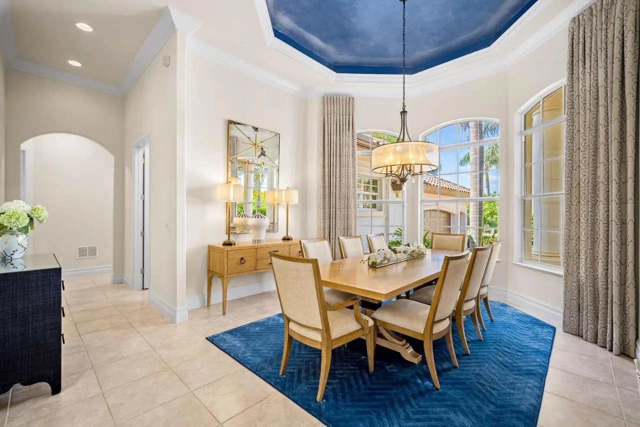 Luxury In Collingswood * Marco Island