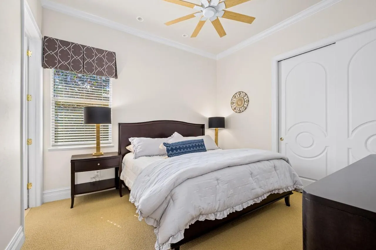 Holiday home Luxury In Collingswood Marco Island