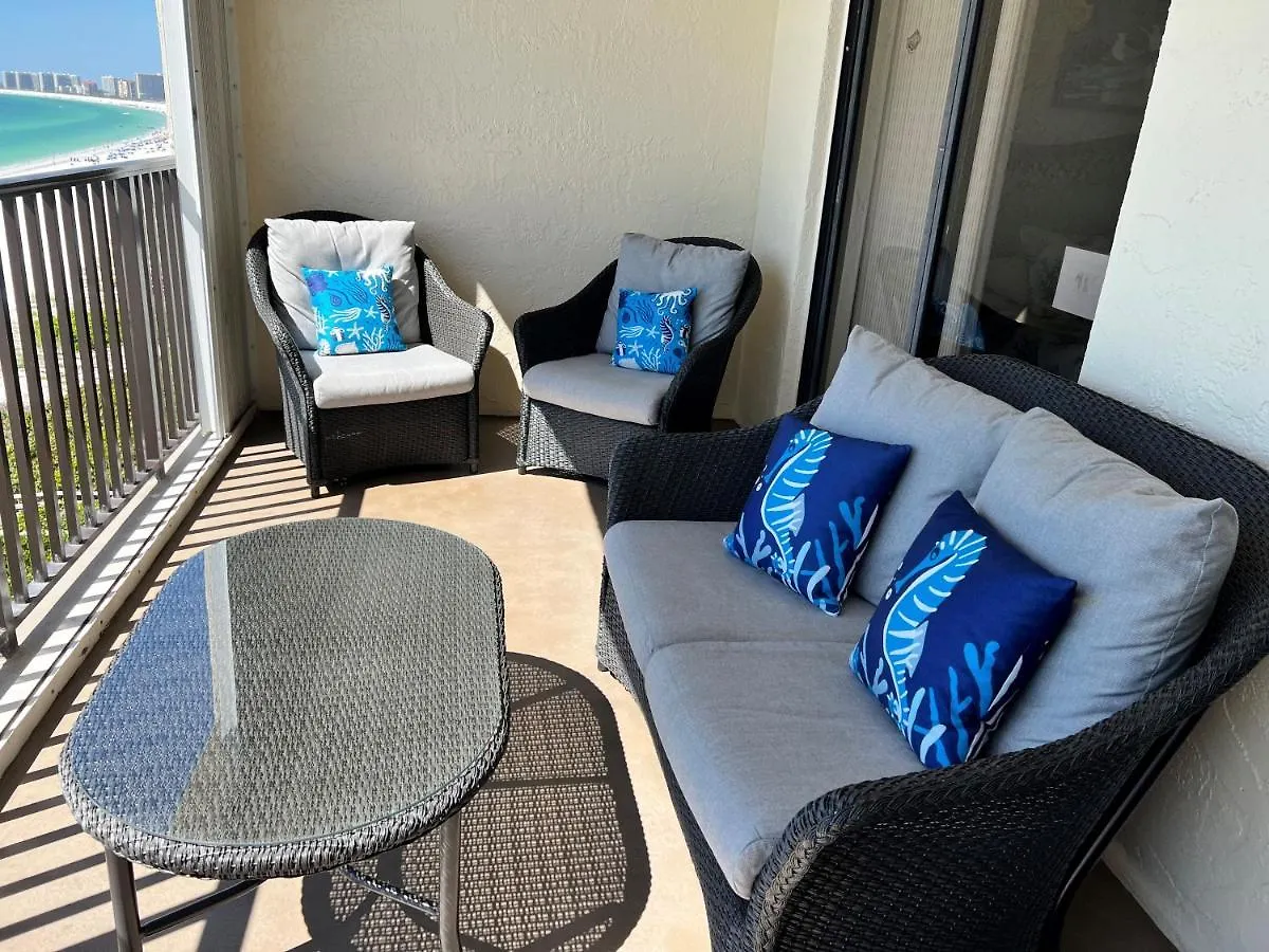 The Sea-winds I Renovated Beachfront 2 Bed 2 Bath Marco Island