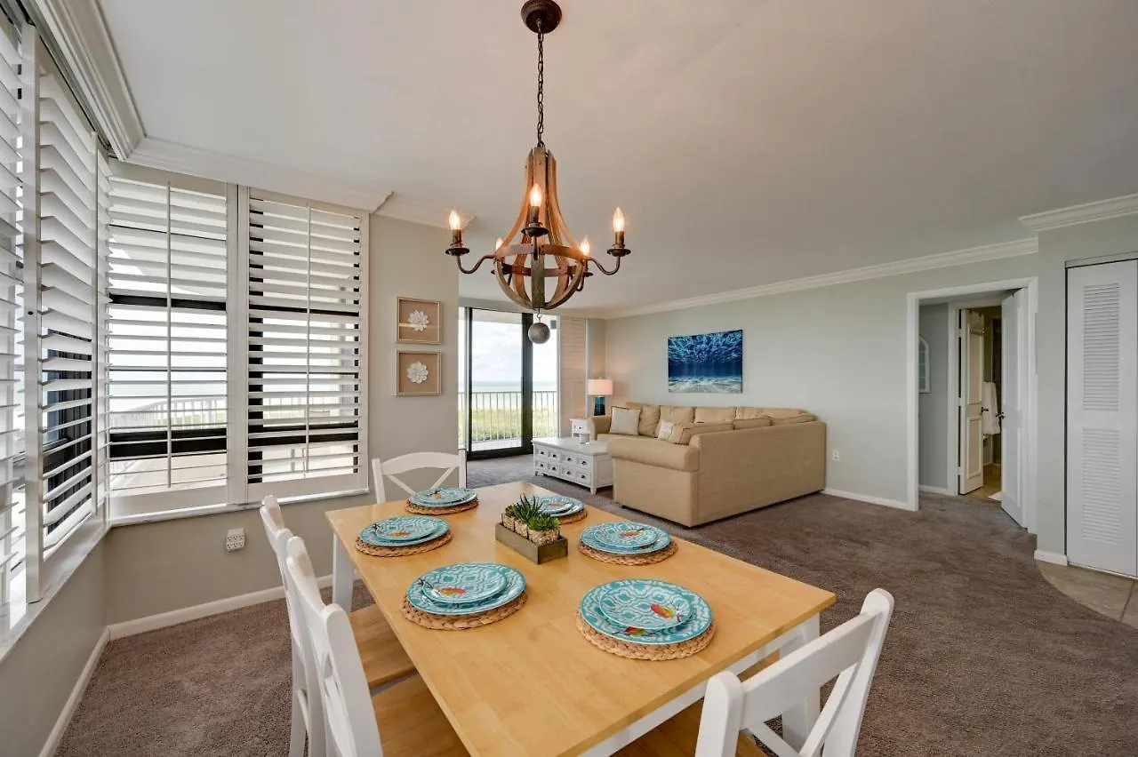 Cozy Coastal With Pool Access Steps To Beach! * Marco Island