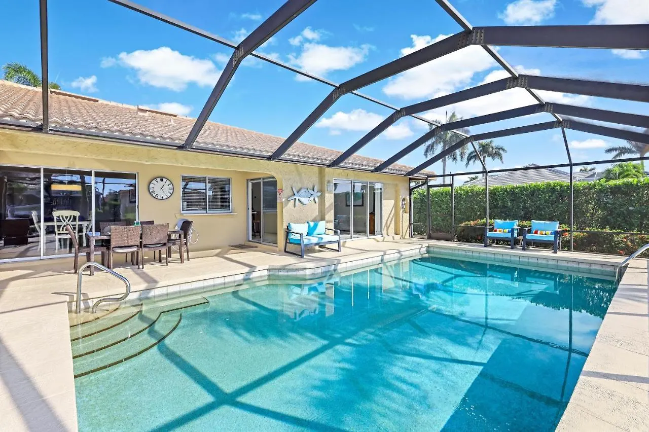 152 Leeward Court Holiday home *