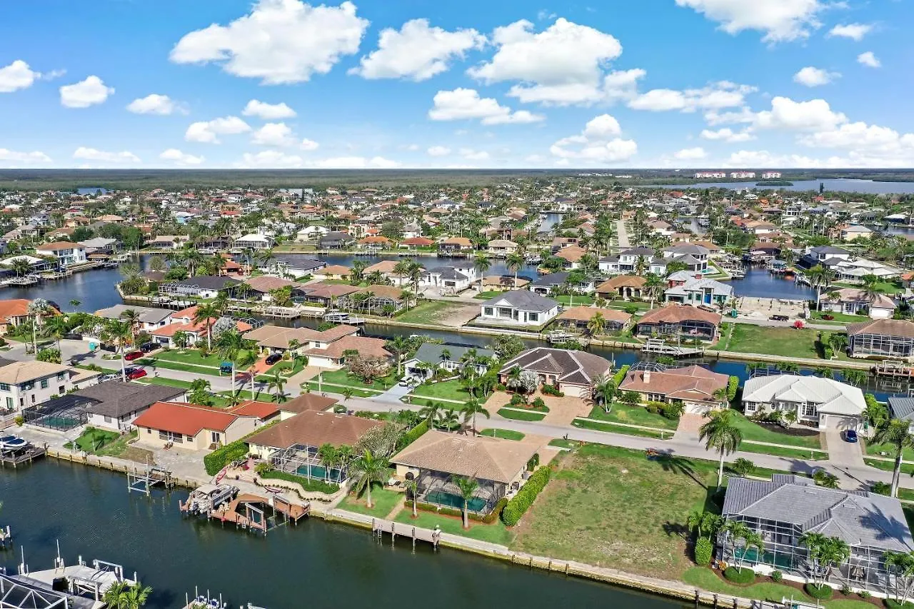 Holiday home 152 Leeward Court
