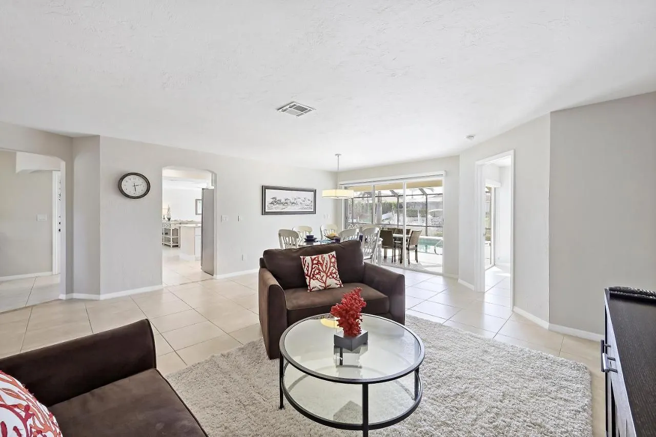 152 Leeward Court