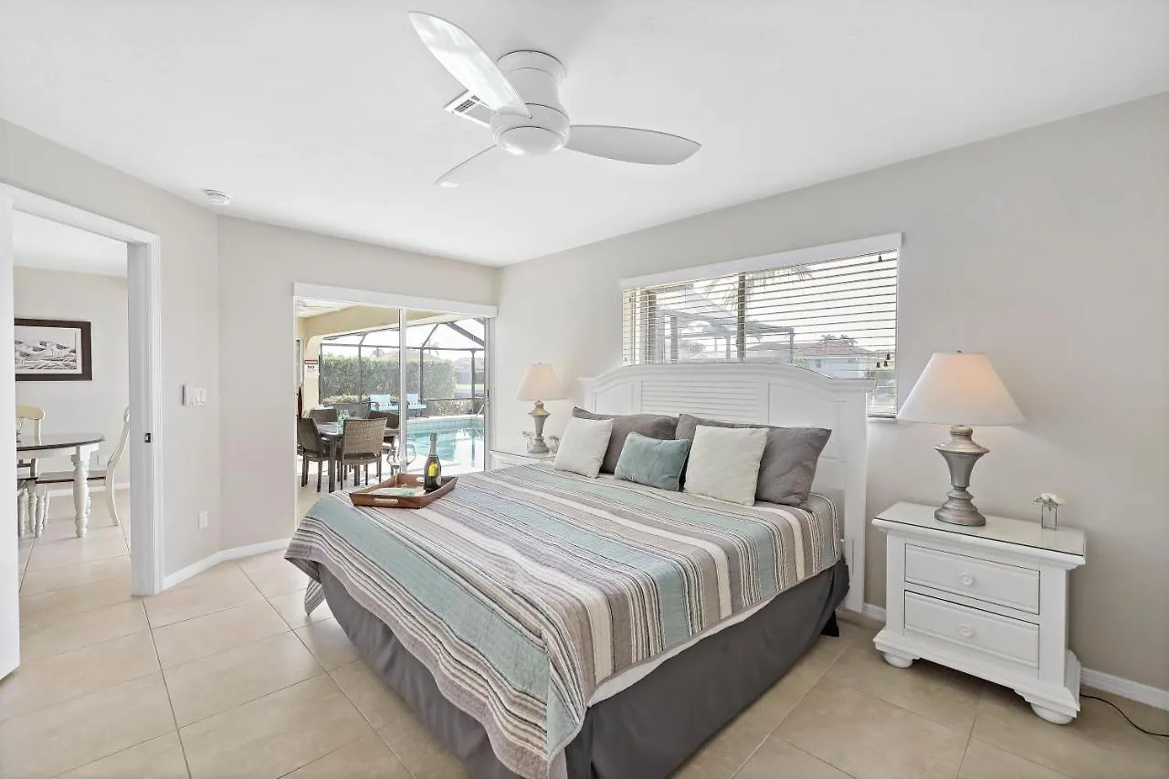 Holiday home 152 Leeward Court