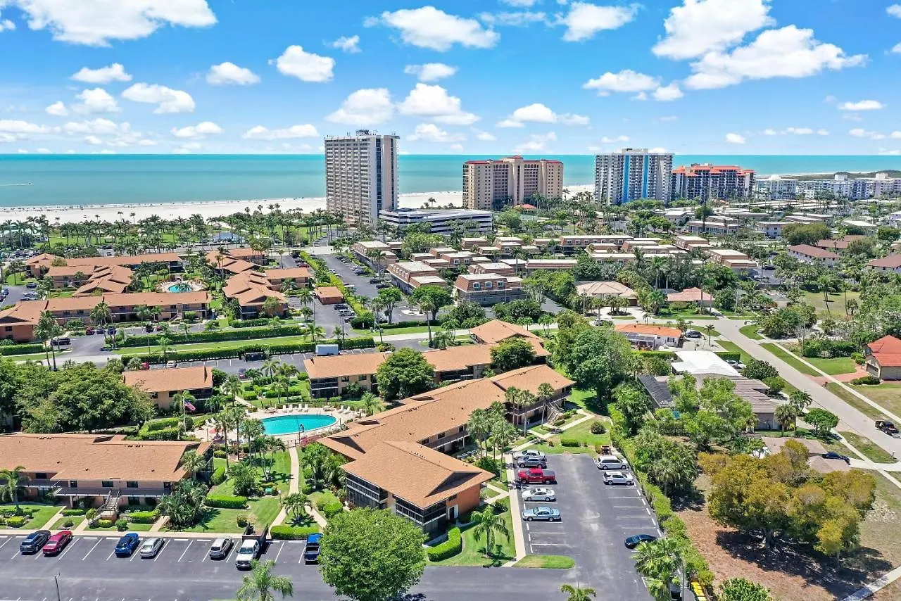 Mariner 8-109 * Marco Island