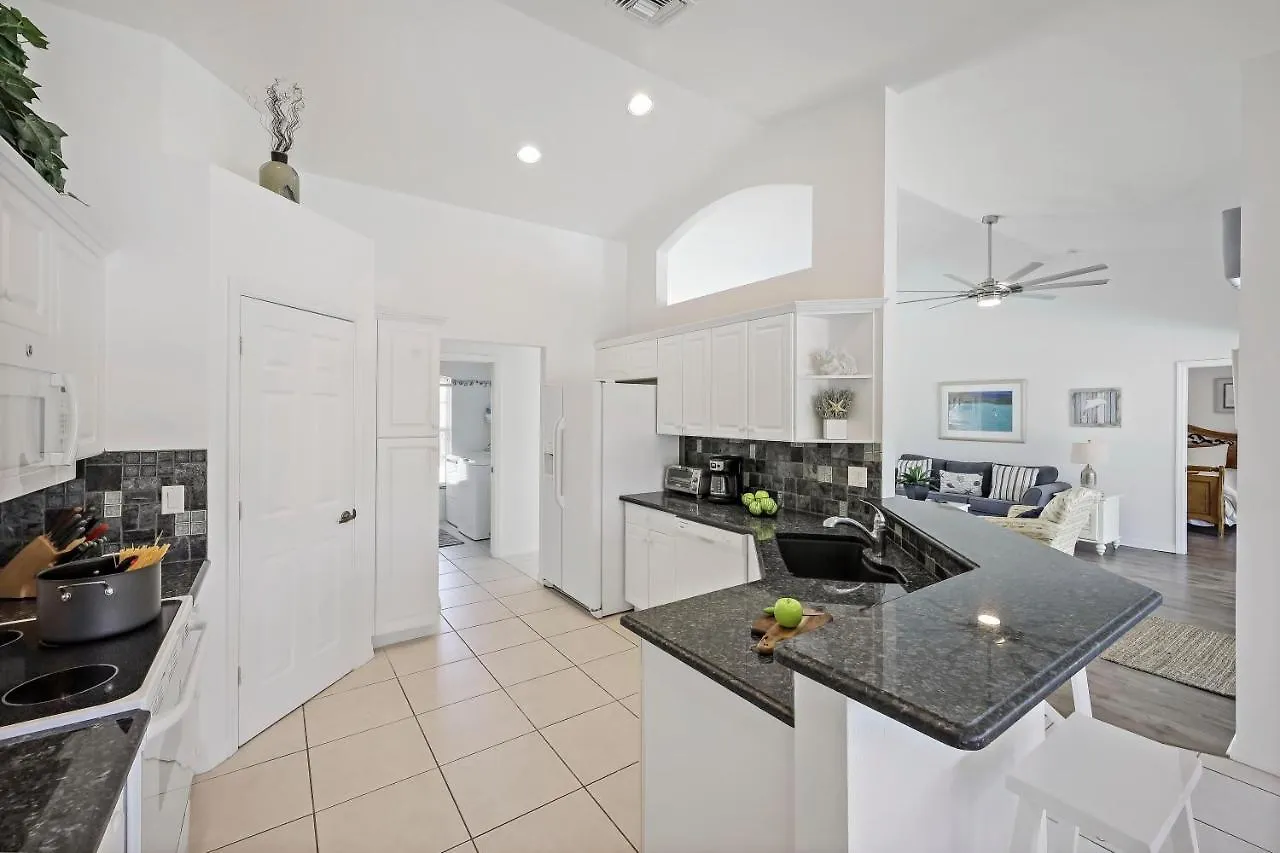 651 Lewis Court * Marco Island